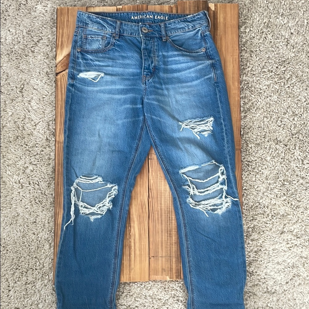 American Eagle Distressed Blue Jeans